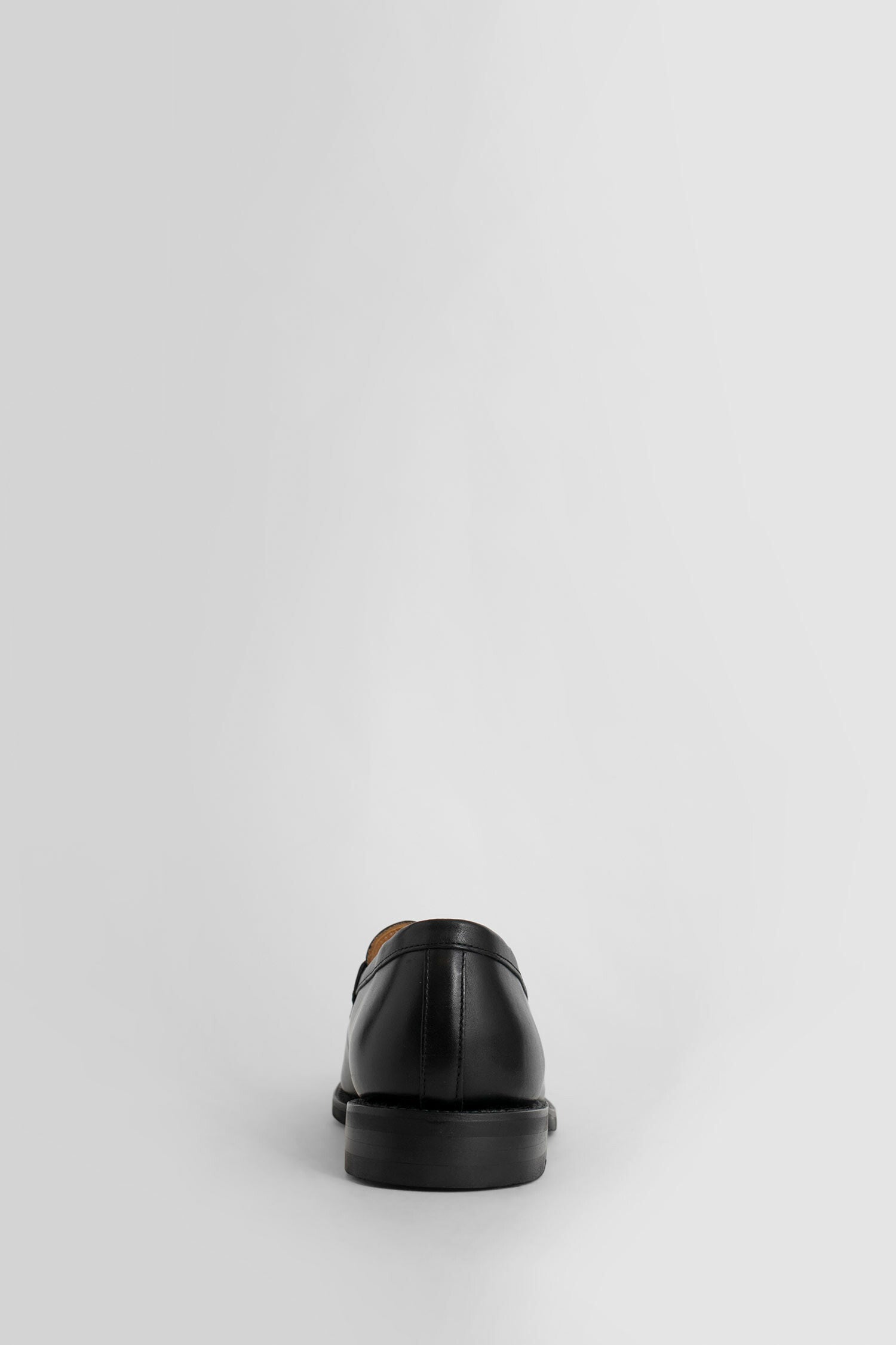 HENDER SCHEME MAN BLACK LOAFERS