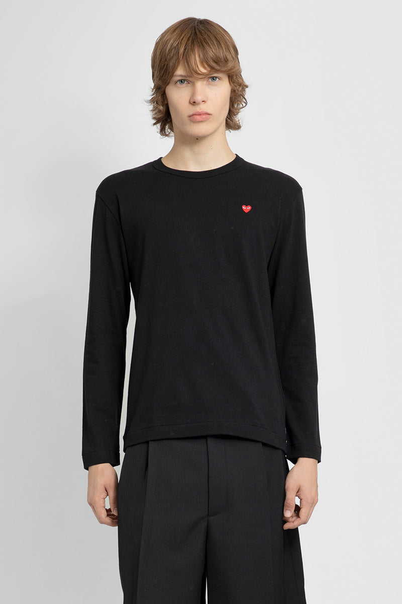 COMME DES GARCONS PLAY MAN BLACK T-SHIRTS