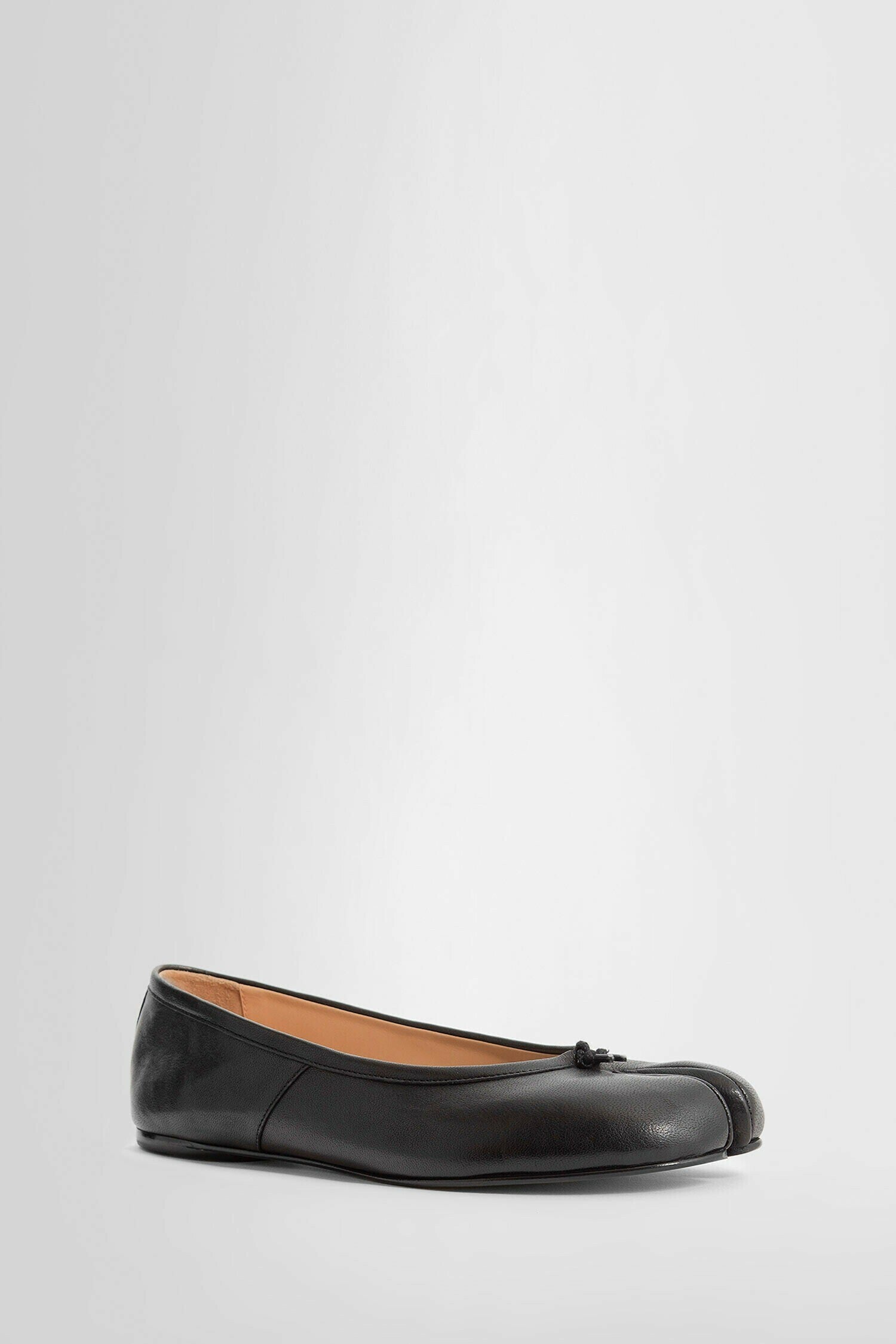 MAISON MARGIELA WOMAN BLACK FLATS