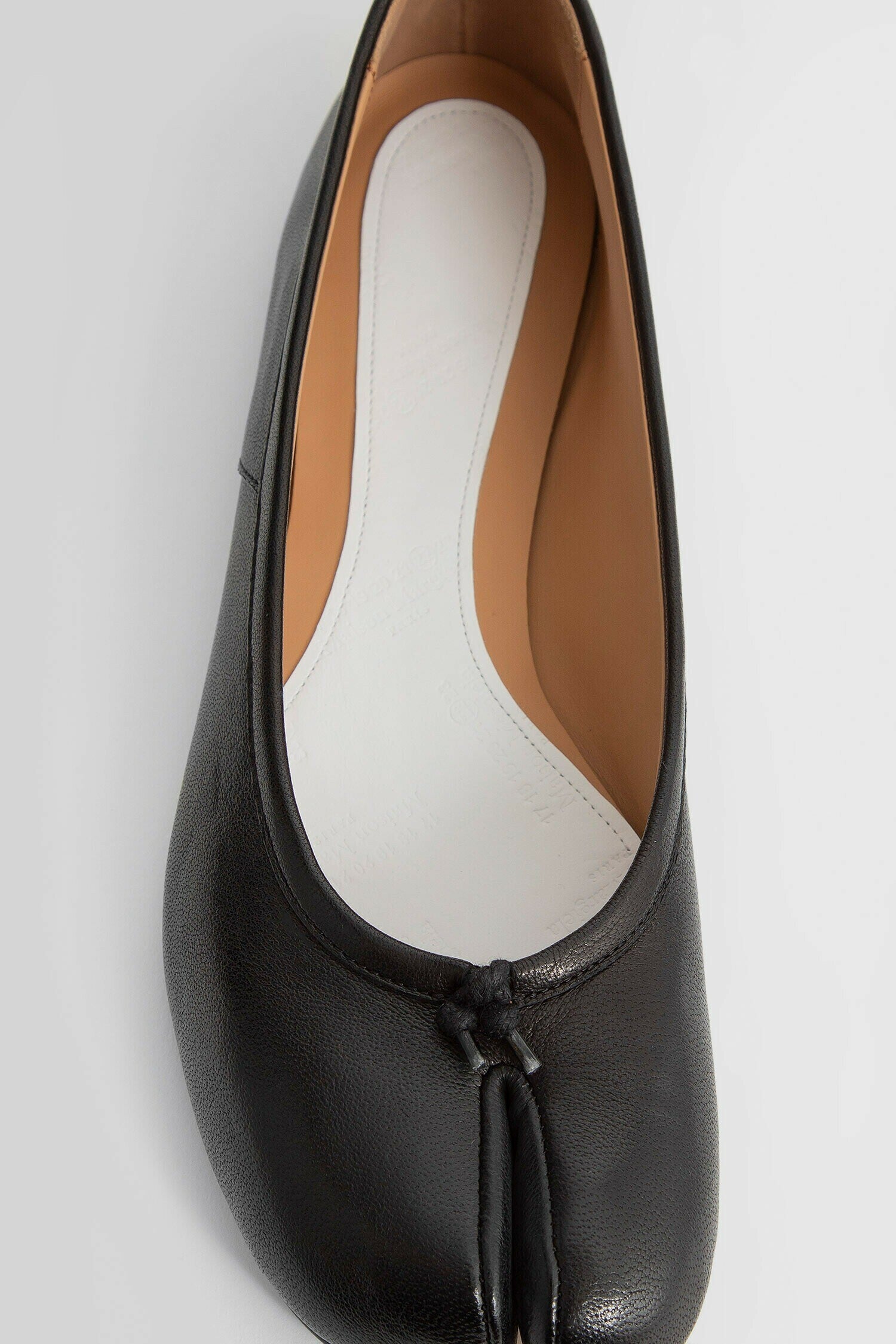 MAISON MARGIELA WOMAN BLACK FLATS