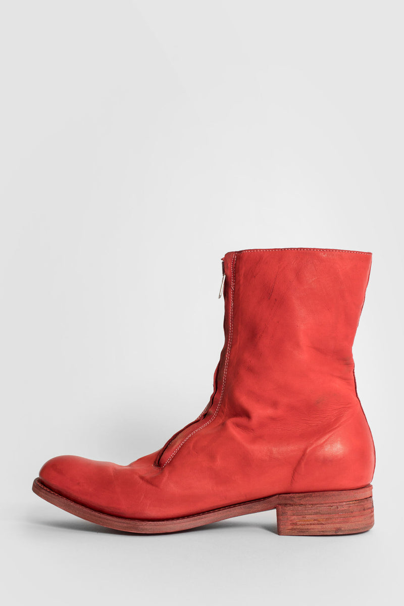 A DICIANNOVEVENTITRE MAN RED BOOTS