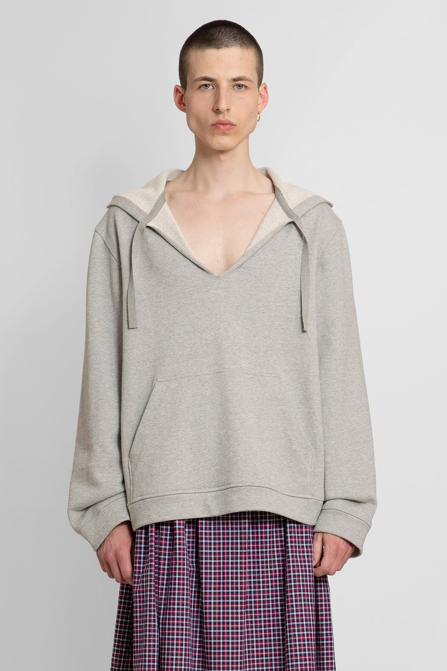 CHLOÉ NARDIN MAN GREY SWEATSHIRTS