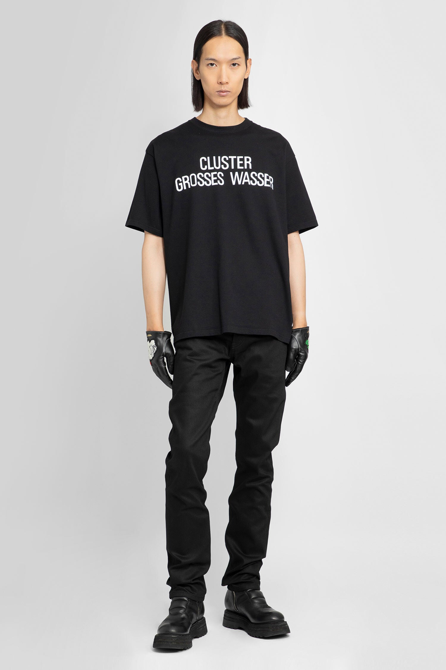 UNDERCOVER MAN BLACK T-SHIRTS