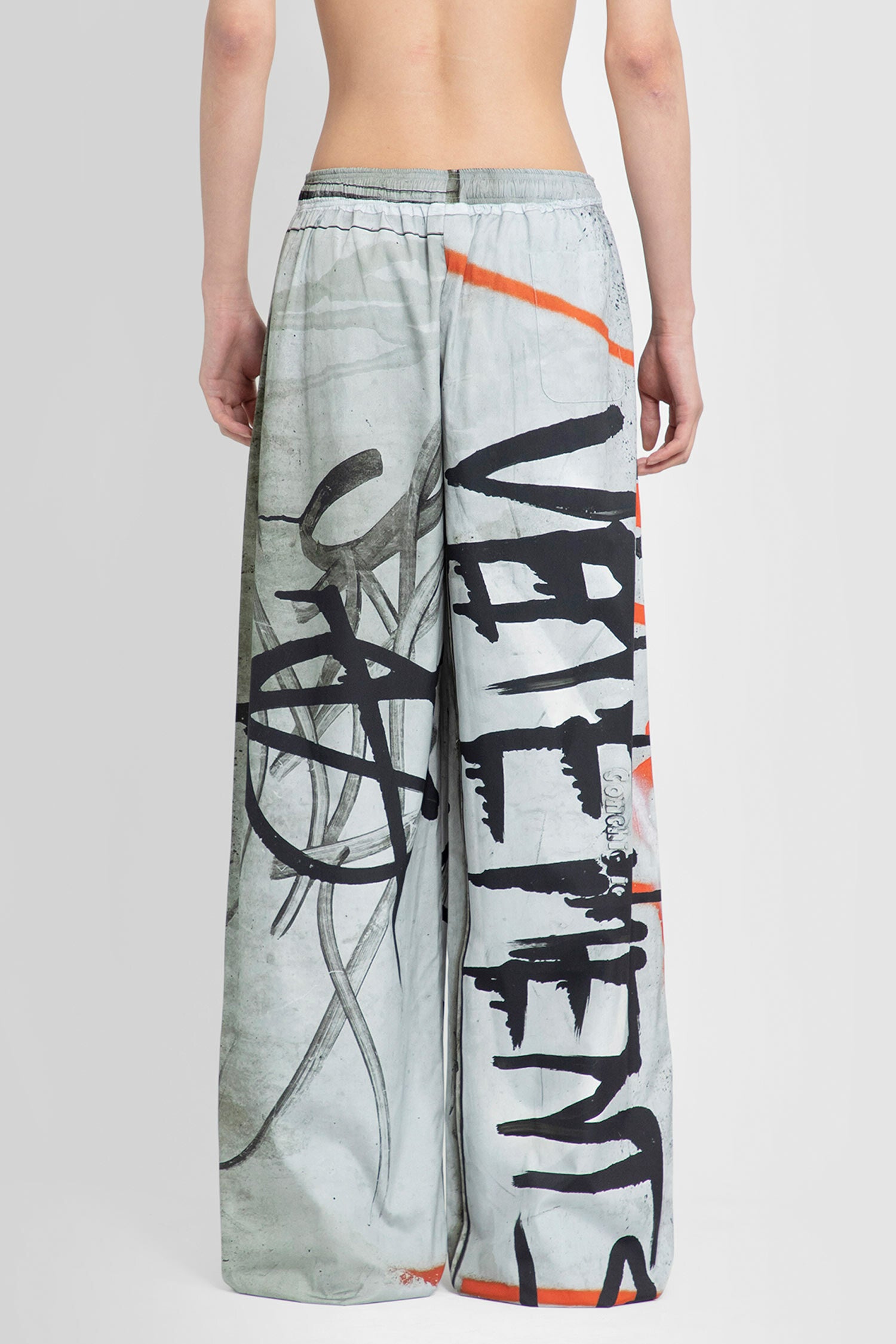 VETEMENTS MAN MULTICOLOR TROUSERS - VETEMENTS - TROUSERS | Antonioli