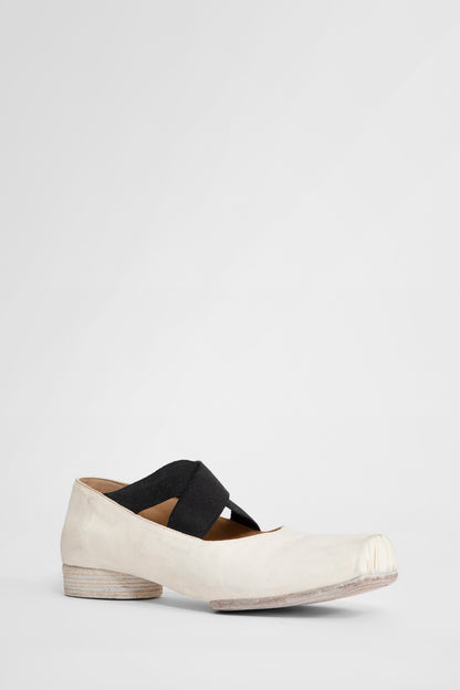 UMA WANG WOMAN WHITE FLATS