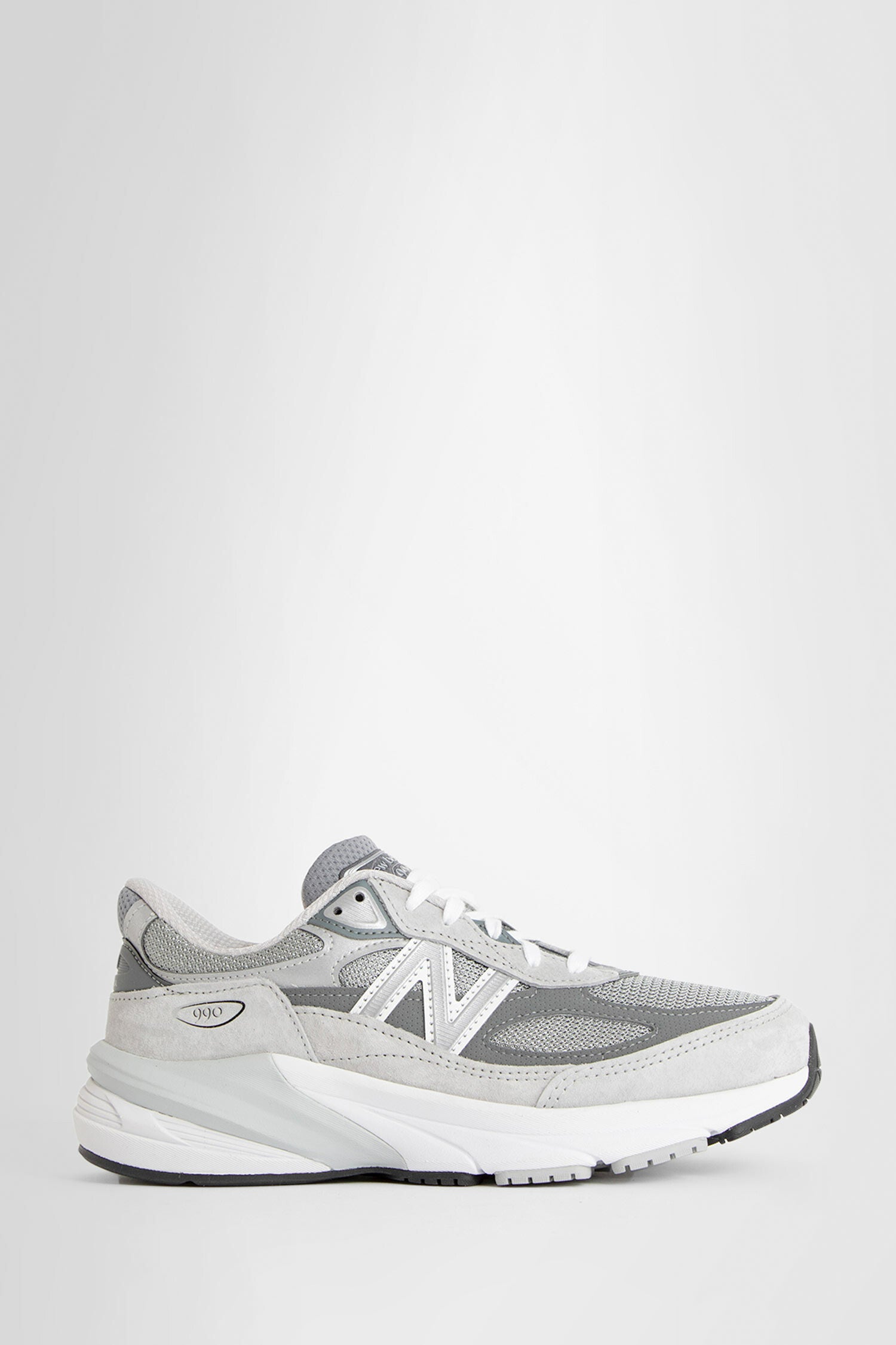 NEW BALANCE UNISEX GREY SNEAKERS