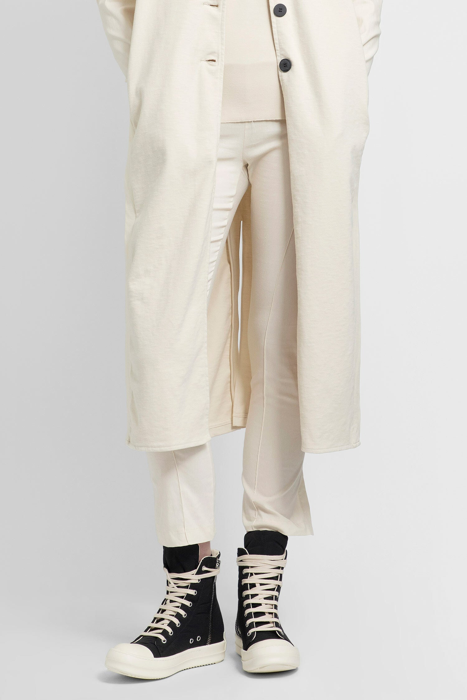 THOM KROM WOMAN WHITE TROUSERS